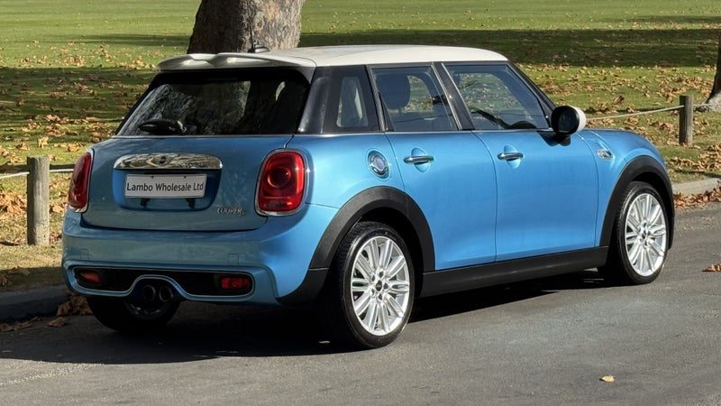 2015 MINI Cooper S, photo 3