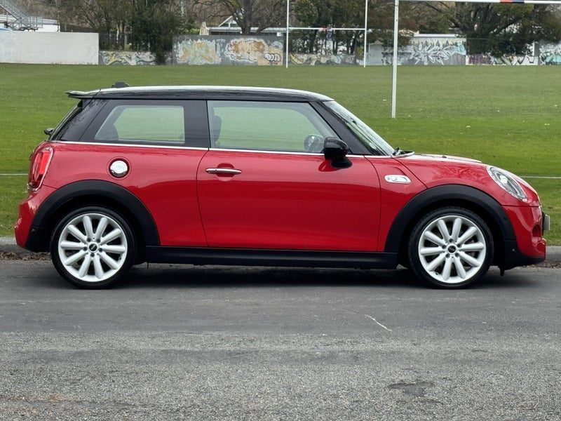 2018 MINI Cooper S, photo 2