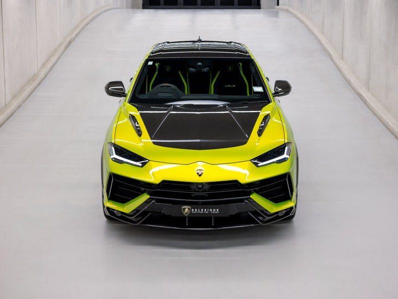2024 Lamborghini URUS Performante