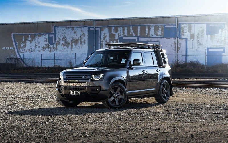 2022 Land Rover Defender 110 D300 SE 3.0DT