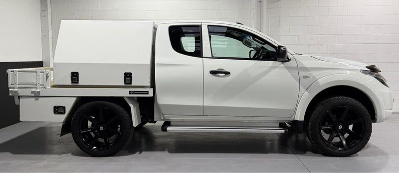 2018 Mitsubishi Triton CLUB CAB GLX 2.4D, photo 3
