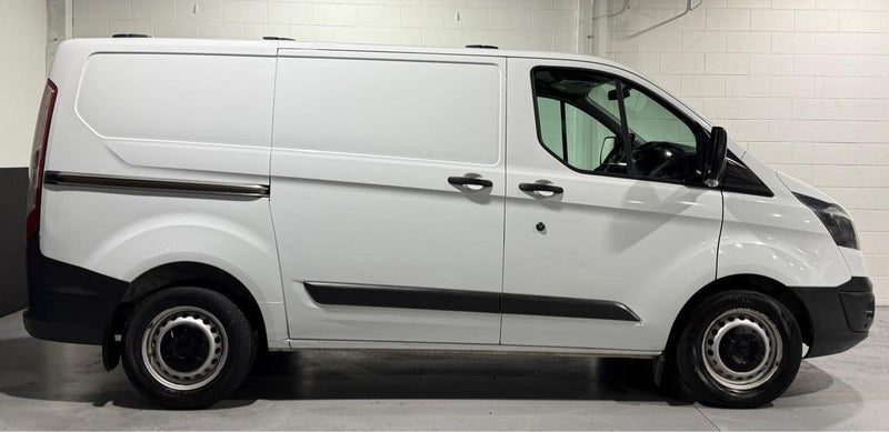 2017 Ford Transit SWB LOW ROOF 2.0D, photo 3