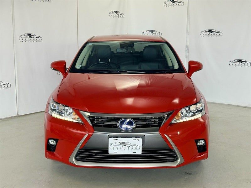 2015 Lexus CT 200h Limited, photo 2