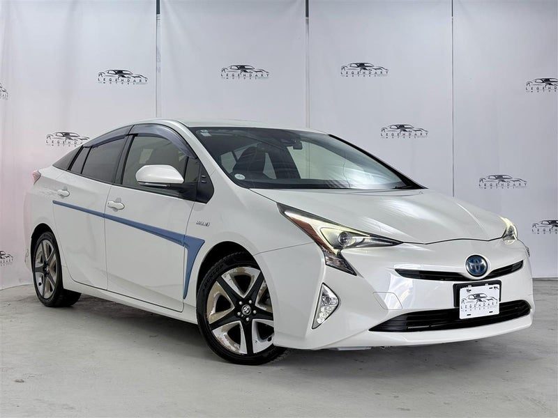 2016 Toyota Prius, main photo