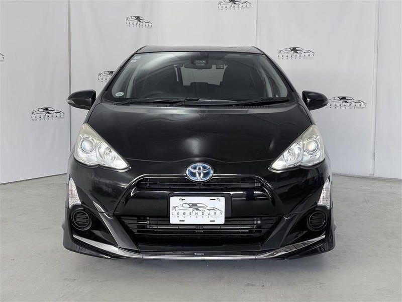 2017 Toyota Aqua S, photo 2