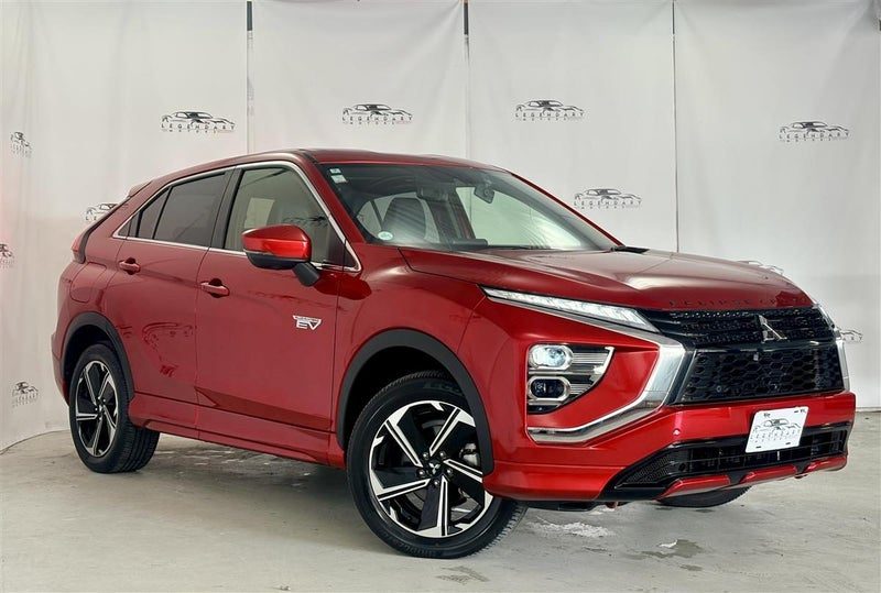 2022 Mitsubishi Eclipse Cross PHEV, main photo