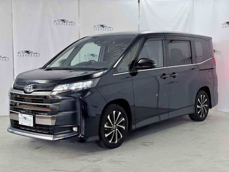 2023 Toyota Noah, photo 3