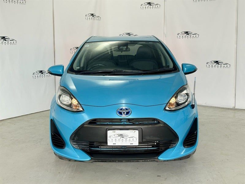 2017 Toyota Aqua G, photo 2