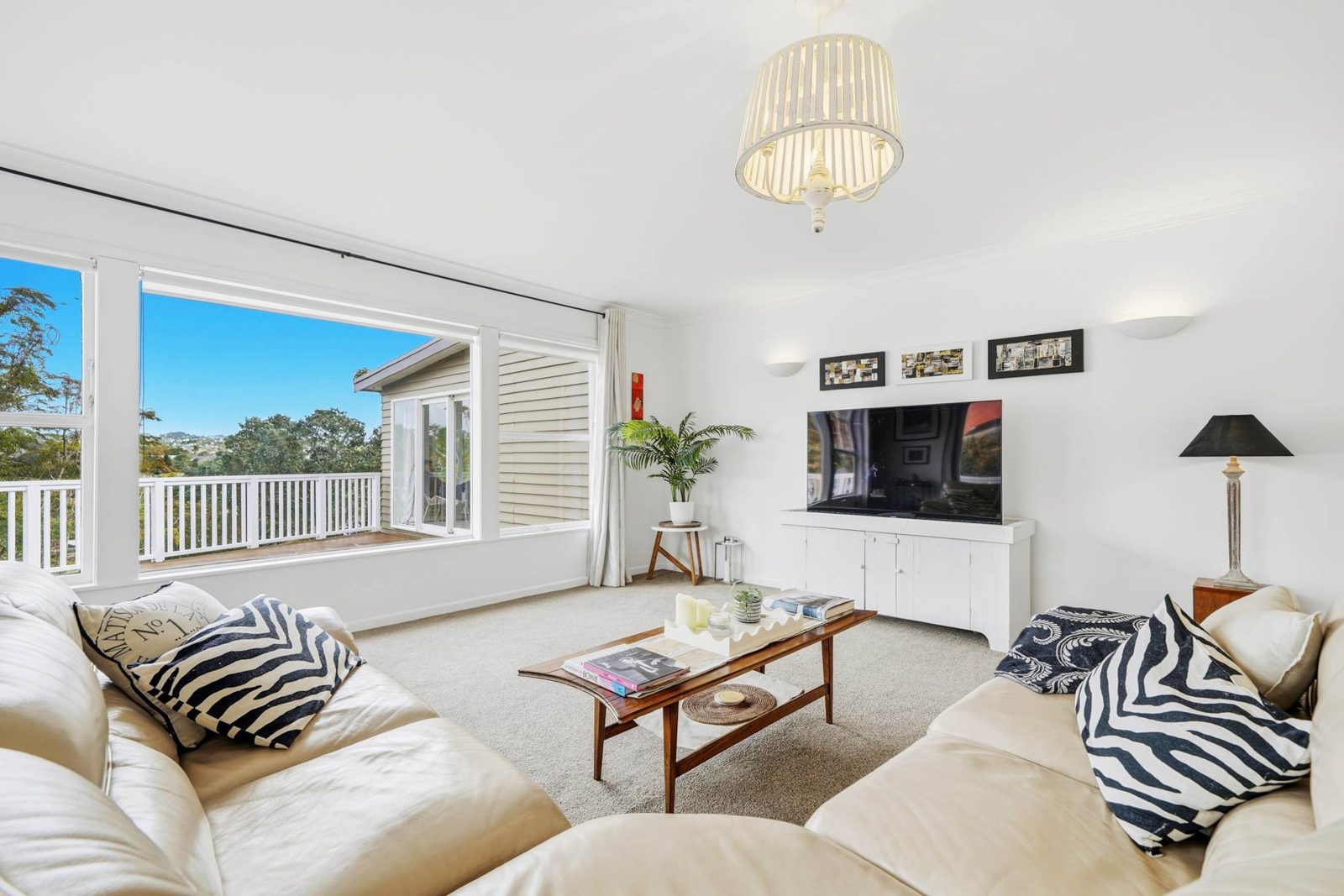 2/12 Philson Terrace, Browns Bay, photo 1