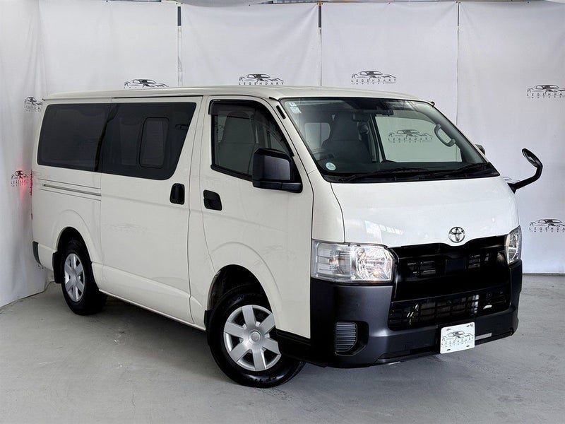 2023 Toyota Hiace 6 SEATERS,2.0 Petrol,Rear Camera
