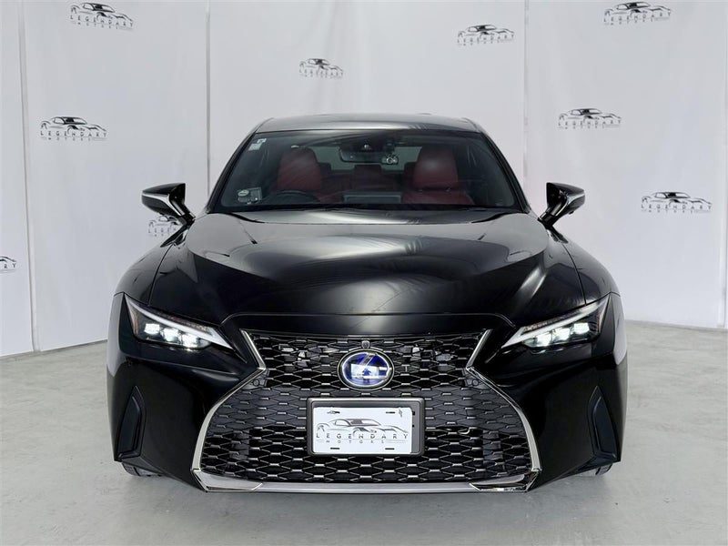 2021 Lexus IS 300h Limited, photo 2