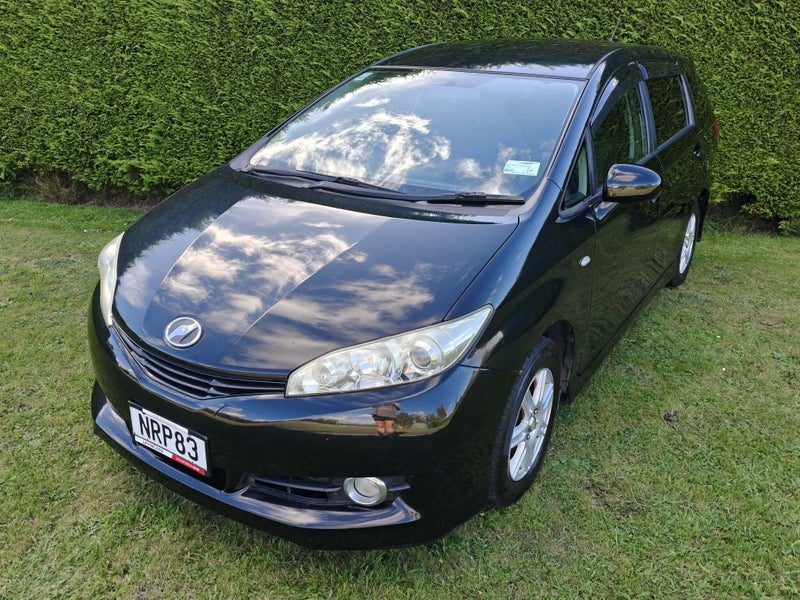 2010 Toyota Wish, photo 3