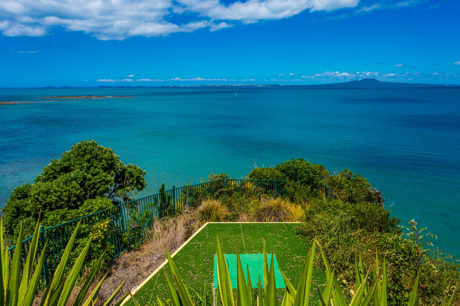 62 Sharon Road, Waiake, photo 9