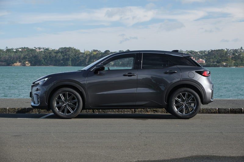 2026 Lexus LBX Relax AWD, photo 3