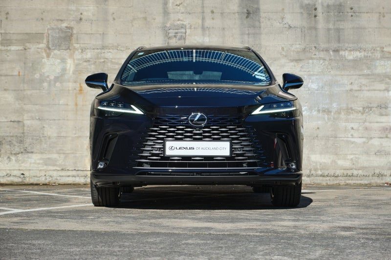 2026 Lexus RX 450h+ Limited, photo 2
