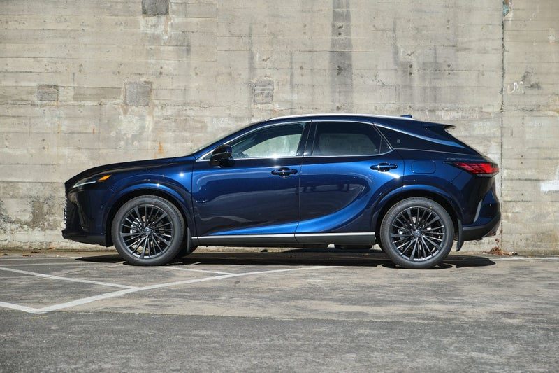 2026 Lexus RX 450h+ Limited, photo 3
