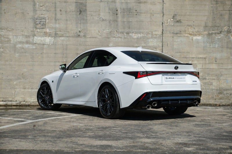 2023 Lexus IS 500 F-Sport Performance V8, photo 3