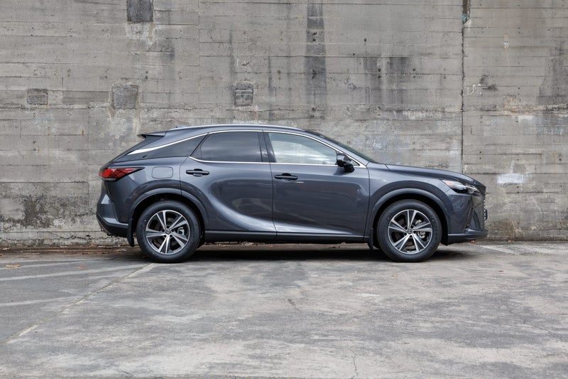 2026 Lexus RX 450h+ Premium, photo 3