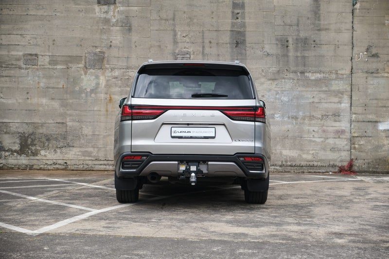 2025 Lexus LX 500d Limited 7-Seater, photo 3