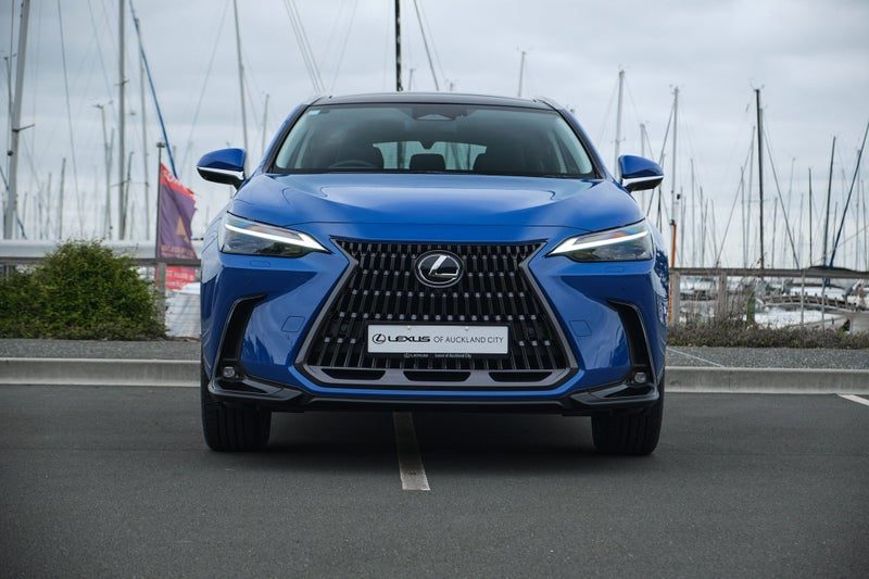 2026 Lexus NX 350h Limited, photo 2