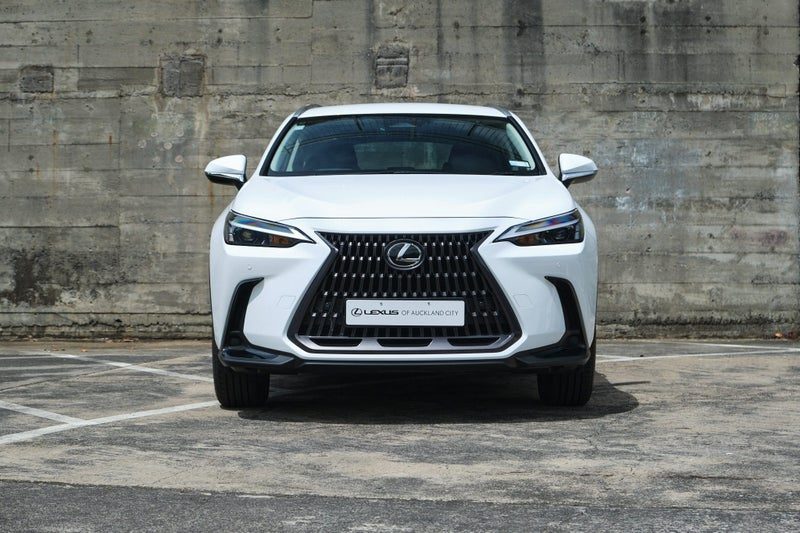 2026 Lexus NX 350h Premium, photo 2