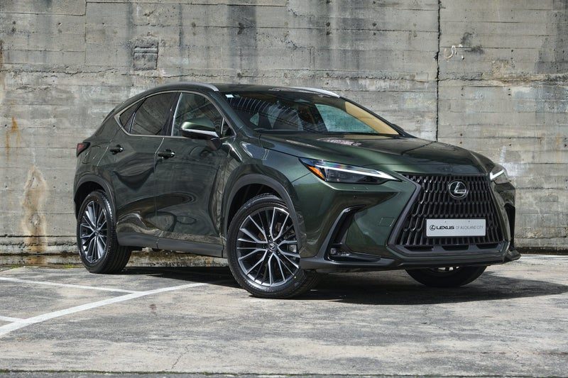 2026 Lexus NX 450h+ Limited, main photo