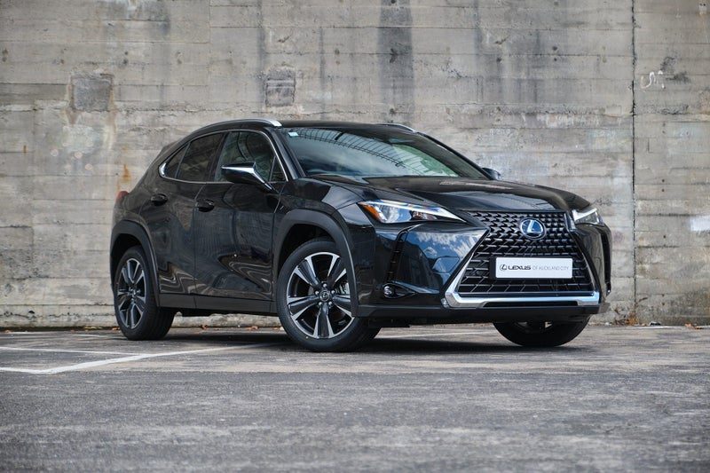 2026 Lexus UX 300h Premium AWD, main photo