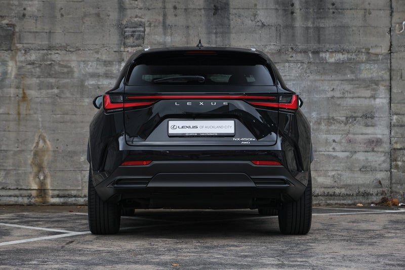 2026 Lexus NX 450h+ Limited, photo 3