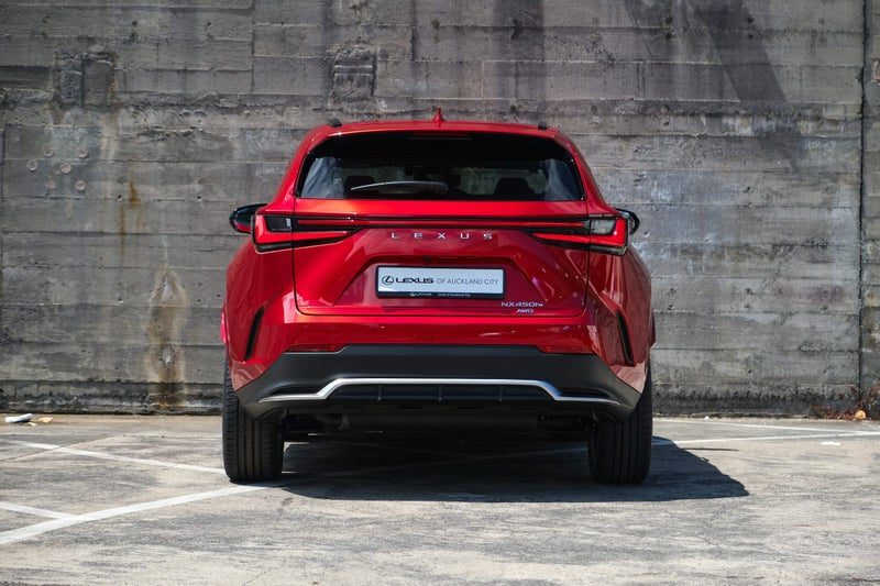 2026 Lexus NX 450h+ F Sport, photo 3