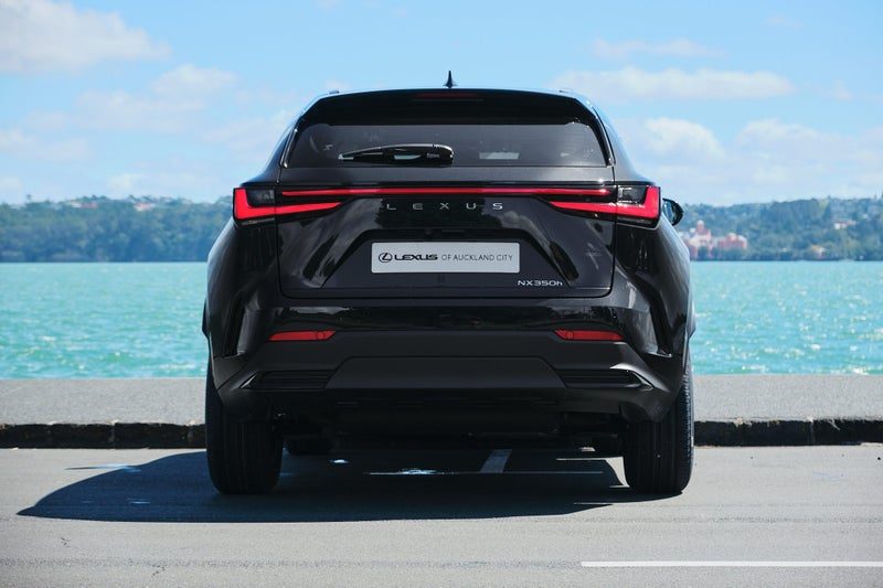 2026 Lexus NX 350h Premium, photo 2