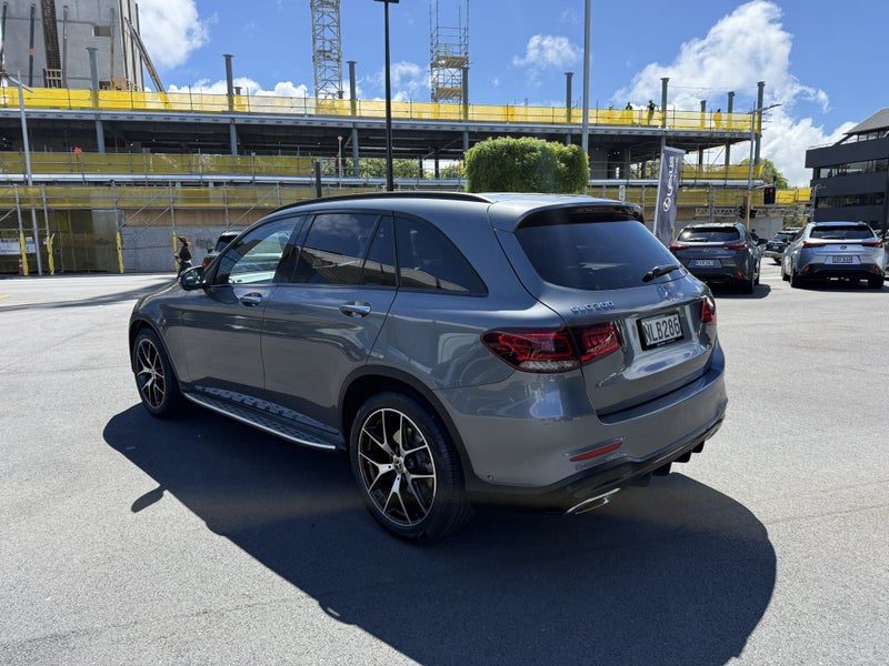 2021 Mercedes-Benz GLC 300, photo 3