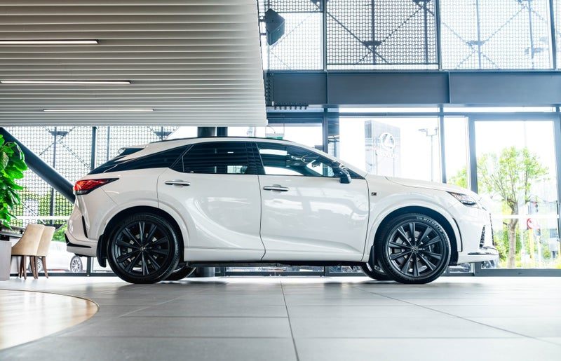 2025 Lexus RX 500h F Sport, photo 2