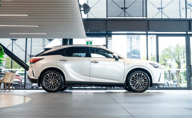 2025 Lexus RX 350h Limited, photo 2