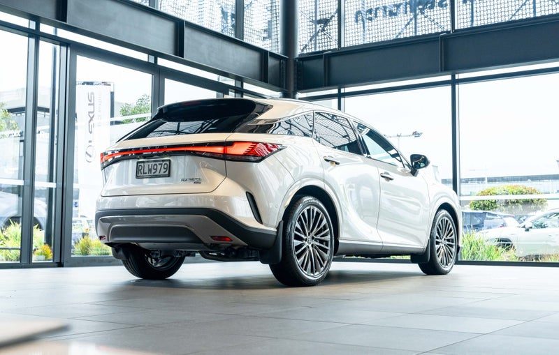 2025 Lexus RX 350h Limited, photo 3