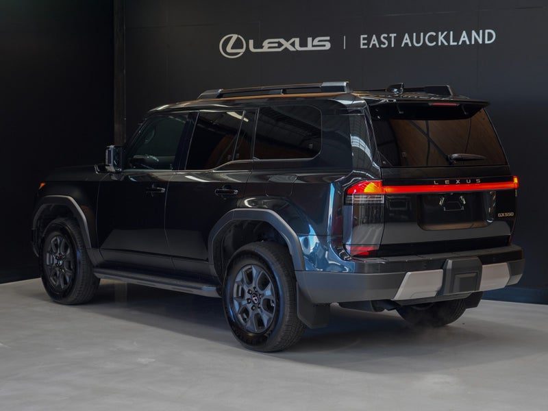 2025 Lexus GX 550 550 3.5P Overtrail+ 4WD SUV 10A, photo 2