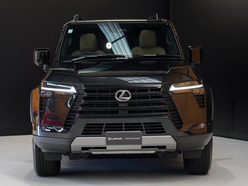 2025 Lexus GX 550 550 3.5P Overtrail+ 4WD SUV 10A, photo 3