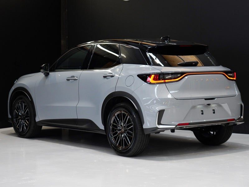 2026 Lexus LBX Cool 1.5P HEV ECVT FWD SUV/5D/5S, photo 2