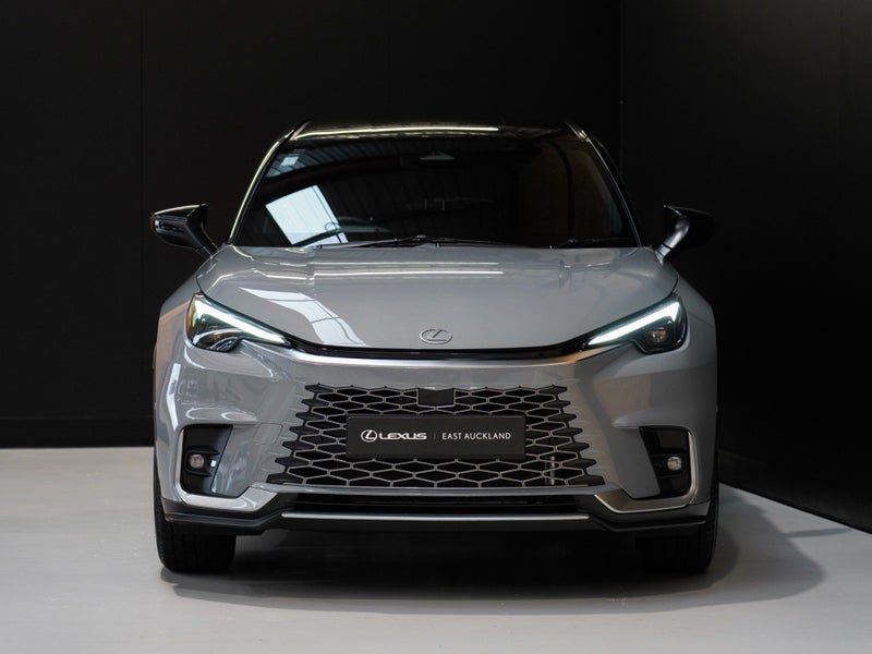 2026 Lexus LBX Cool 1.5P HEV ECVT FWD SUV/5D/5S, photo 3