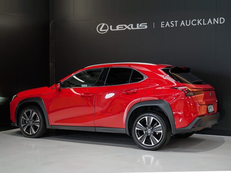 2023 Lexus UX 250H 2.0PH/HD, photo 2