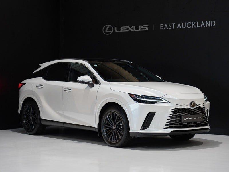 2026 Lexus RX 450h+ Limited, main photo