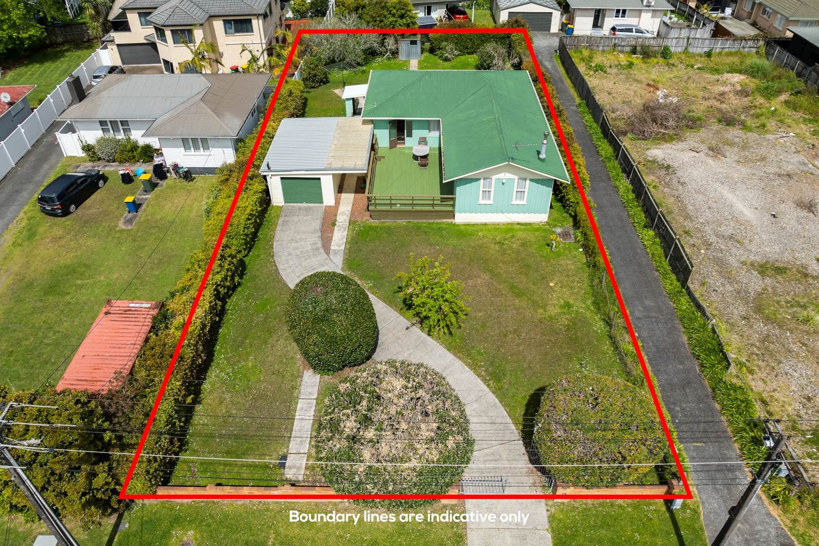 29 Coniston Avenue, Te Atatu South, photo 1