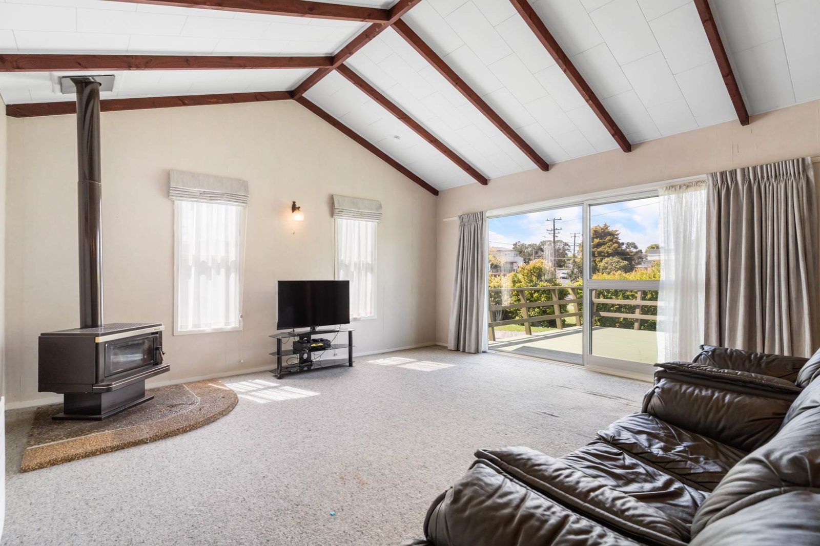 29 Coniston Avenue, Te Atatu South, photo 11