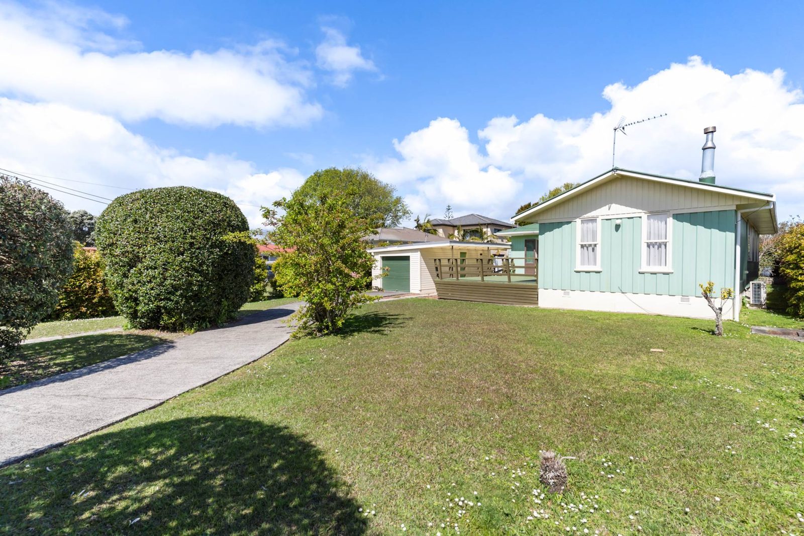 29 Coniston Avenue, Te Atatu South, photo 8