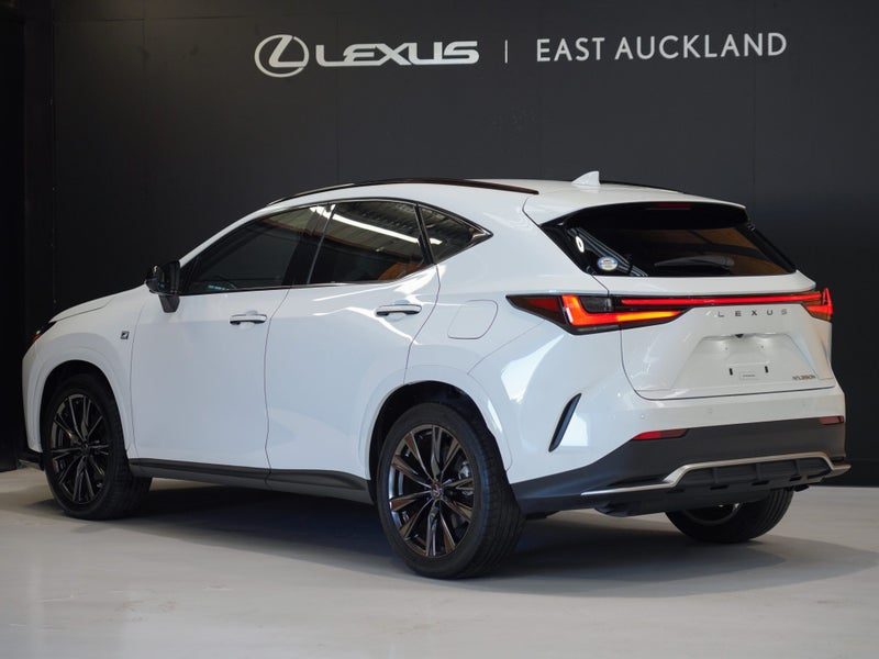 2023 Lexus NX 350h F Sport, photo 2