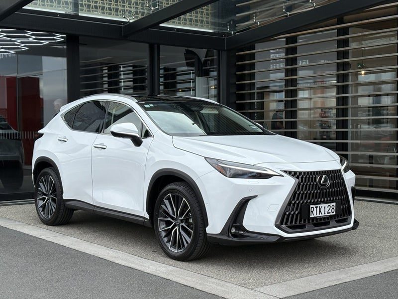 2026 Lexus NX 350h Limited AWD