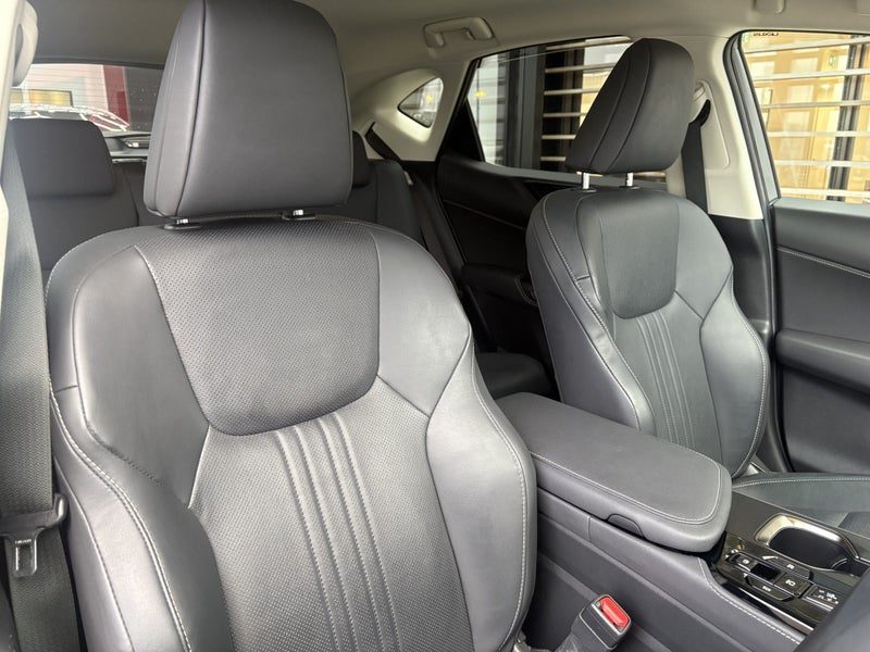 2023 Lexus NX 350h Premium Hybrid, photo 2