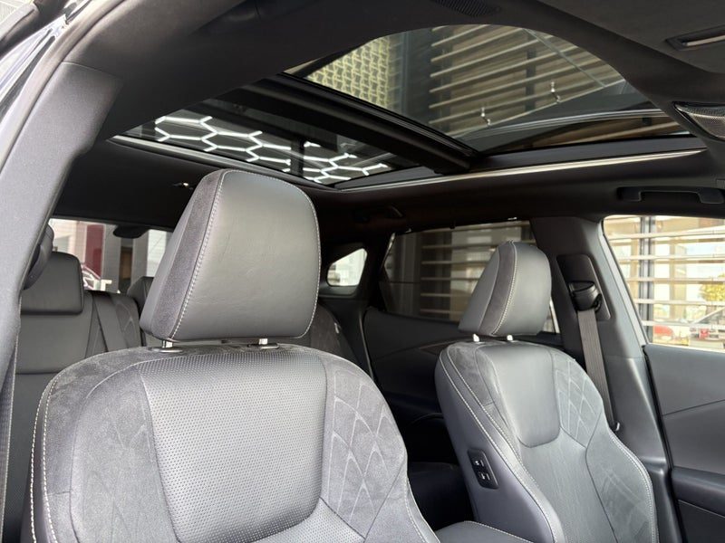 2025 Lexus RX 450h+ Limited PHEV AWD, photo 2