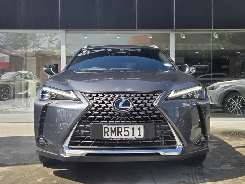 2025 Lexus UX 300h Limited 2.0Ph FWD, photo 2