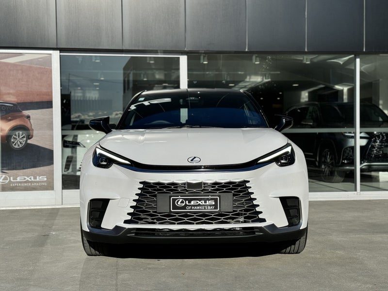 2026 Lexus LBX Active 1.5L Hybrid, photo 2