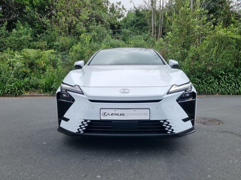 2026 Lexus ES 300h Premium 2.5L Hybrid FWD Sedan, photo 2
